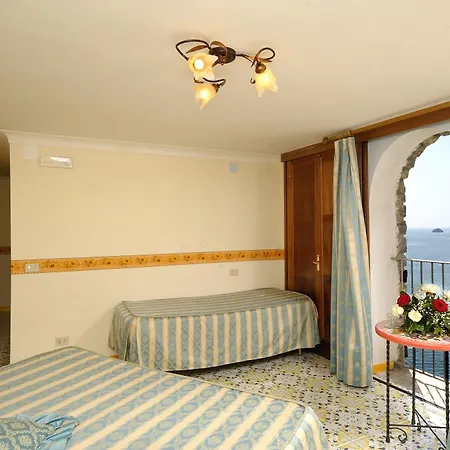 Hotel La Del Fiordo 3*