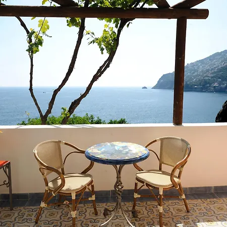 Hotel La Del Fiordo 3*